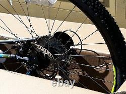 GT Men's Aggressor Pro Mountain Bike Small 27.5/650b Tires/Wheelset Disc NOS