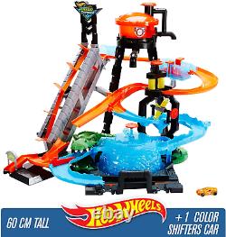 Hot Wheels FTB67 City Gator Car Wash Connectable Play Set with Diecast and Mini