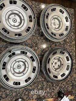 Vintage OEM GM Set 4 15 Wire Spoke Hubcaps Wheel Covers Buick Small Shield